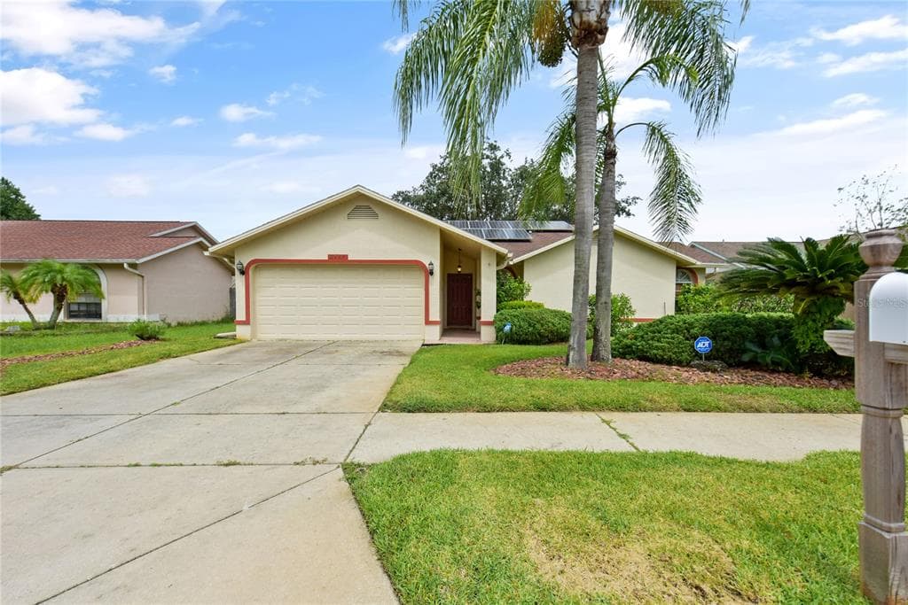 8417 ROYAL HART DRIVE NEW PORT RICHEY, FL 34653