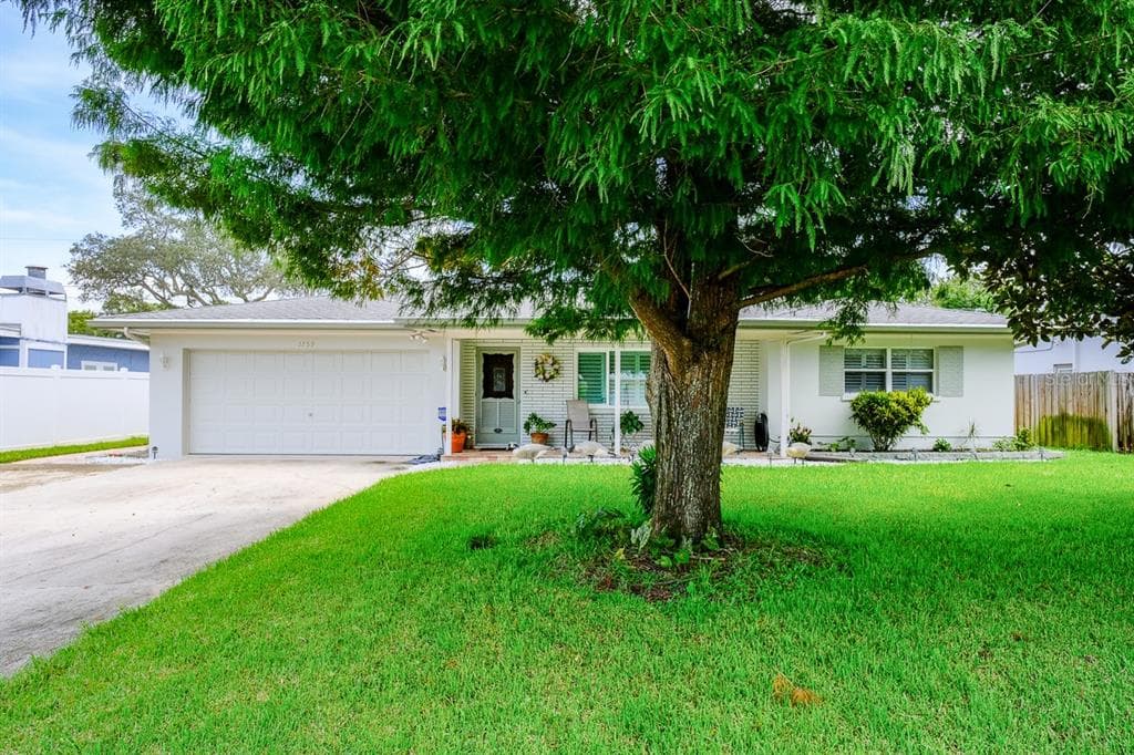 1759 GREENHILL DRIVE CLEARWATER, FL 33755