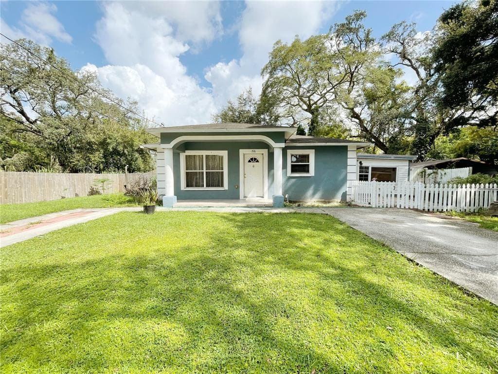 716 E 128TH AVENUE TAMPA, FL 33612