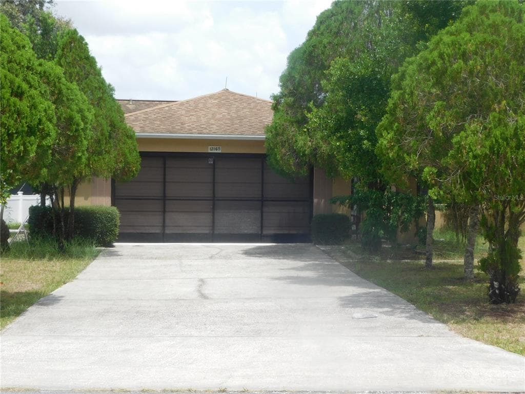 12165 ROCKFORD STREET SPRING HILL, FL 34608