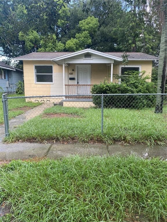 1021 MELROSE AVENUE S ST PETERSBURG, FL 33705