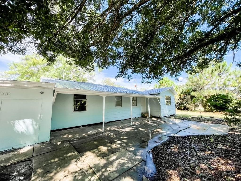 2153 TWIN BROOKS ROAD NORTH FORT MYERS, FL 33917