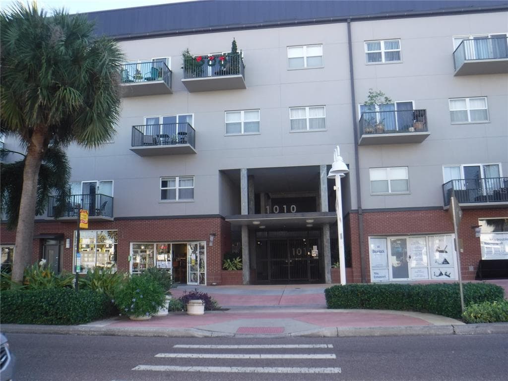 1010 CENTRAL AVENUE UNIT 433 ST PETERSBURG, FL 33705