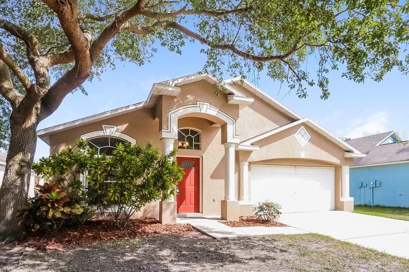 12905 KINGS LAKE DRIVE GIBSONTON, FL 33534