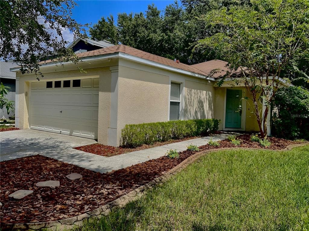 8439 QUARTER HORSE DRIVE RIVERVIEW, FL 33578