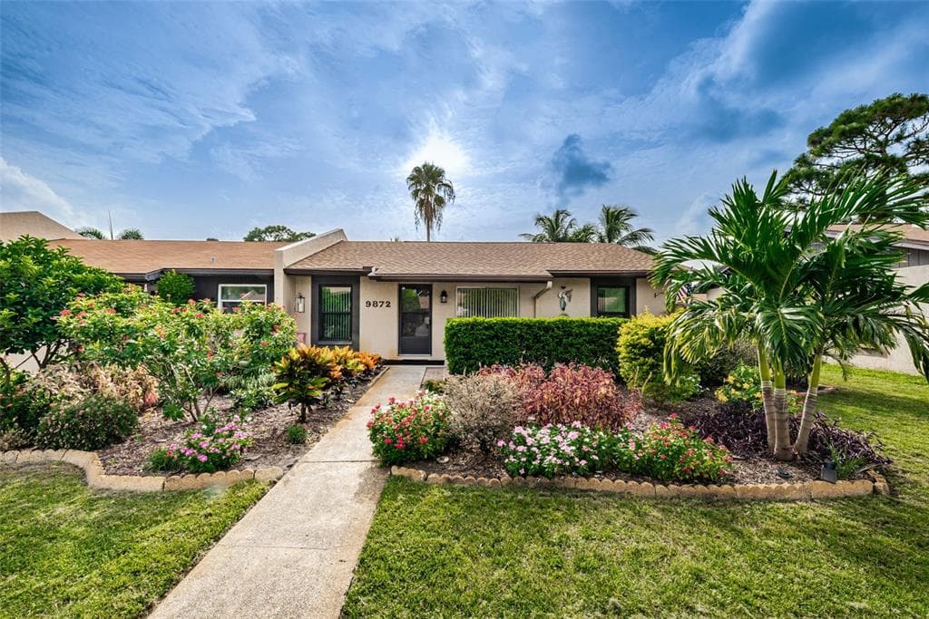 9872 88TH STREET SEMINOLE, FL 33777