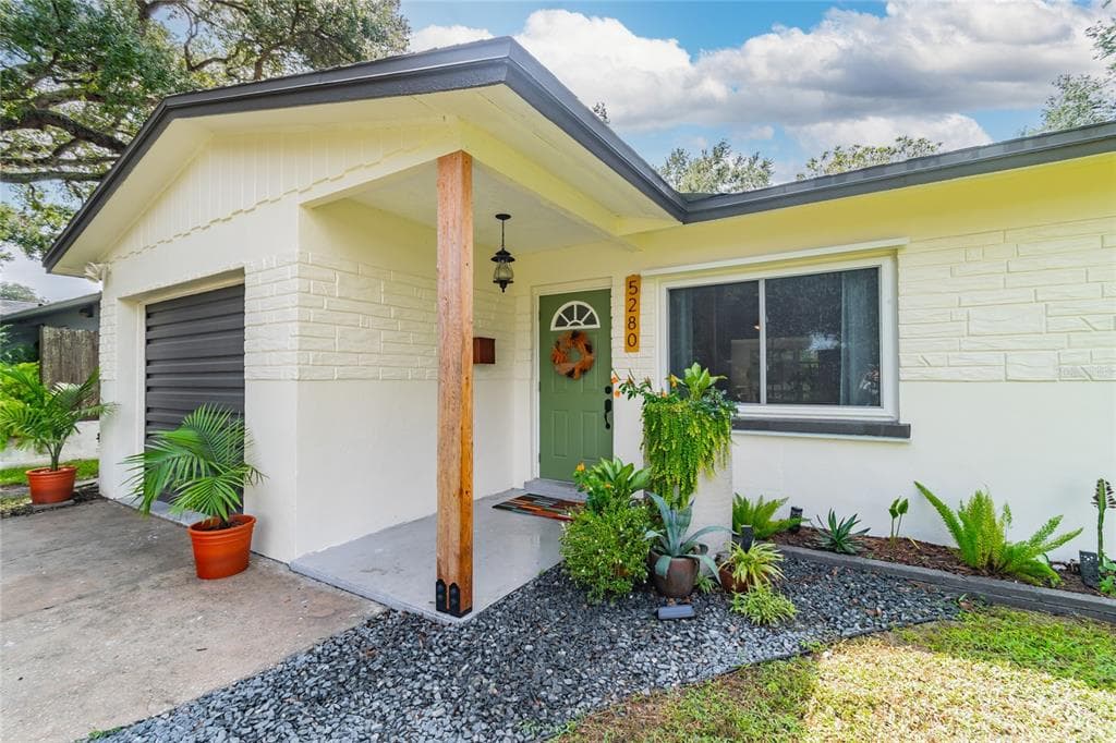 5280 14TH AVENUE N ST PETERSBURG, FL 33710