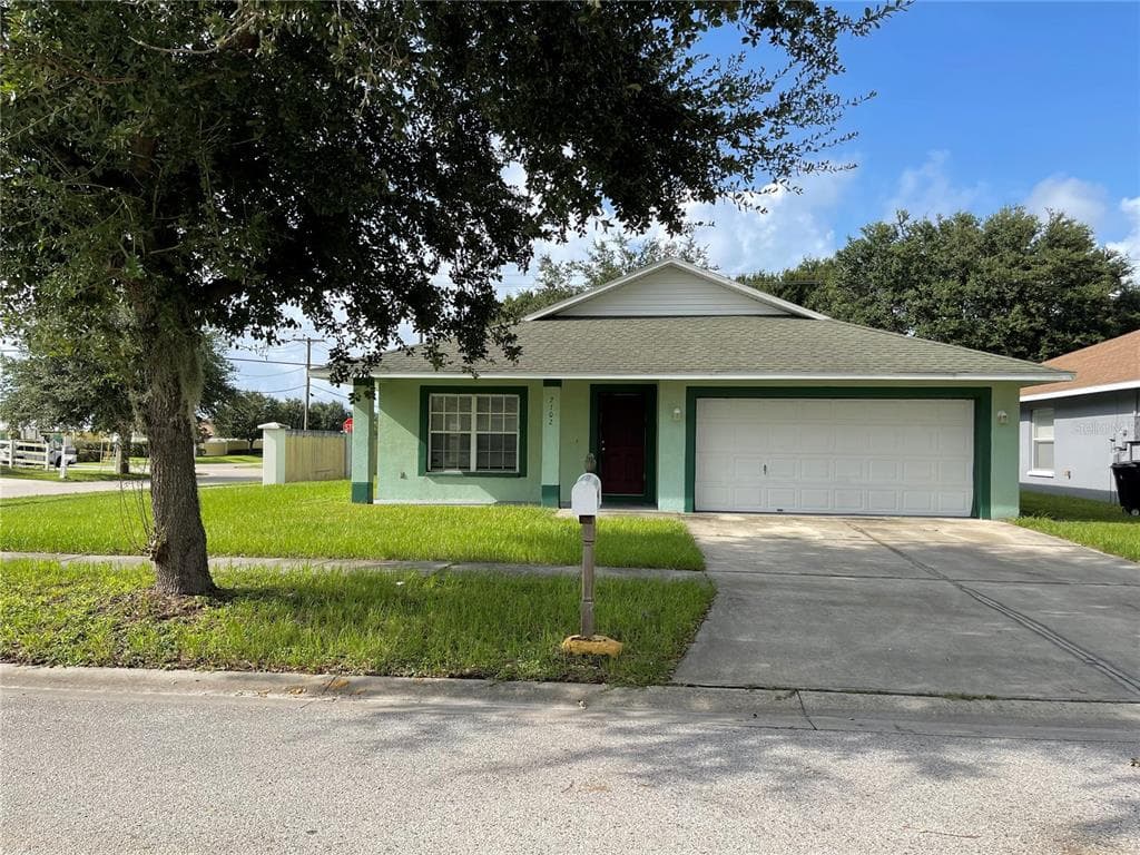 2102 UNITY VILLAGE DRIVE RUSKIN, FL 33570