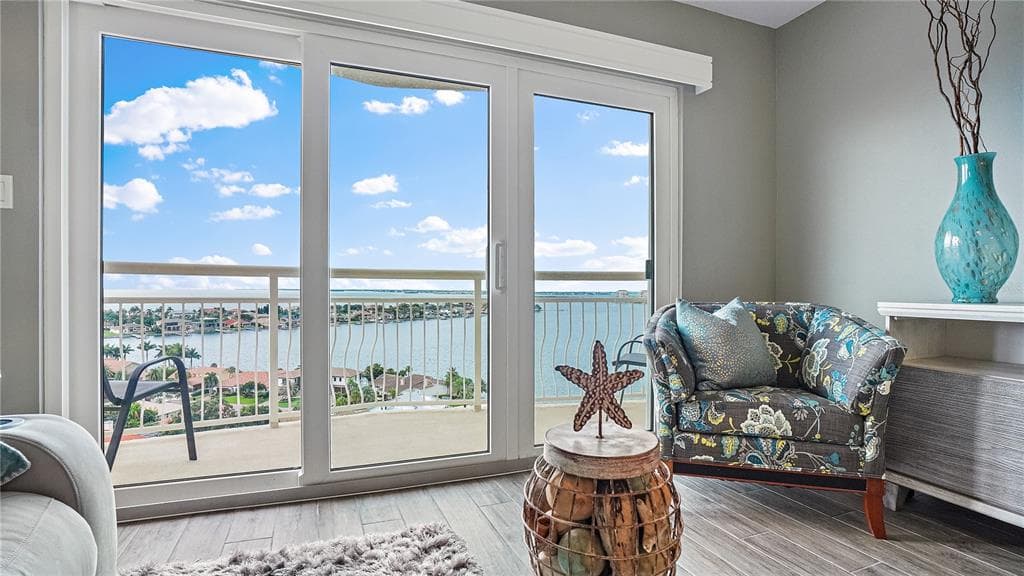 4900 BRITTANY DRIVE S UNIT 1610 ST PETERSBURG, FL 33715