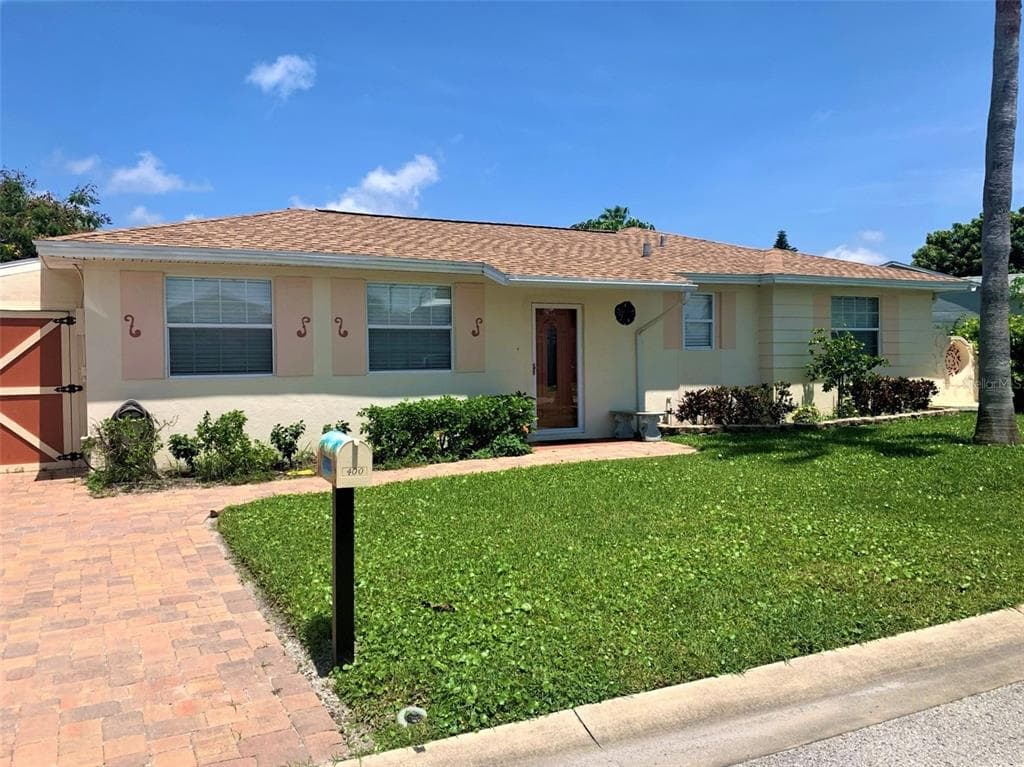 400 VIRGINIA AVENUE MADEIRA BEACH, FL 33708