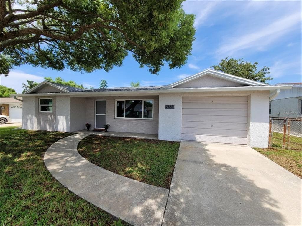 7125 INGLESIDE DRIVE PORT RICHEY, FL 34668
