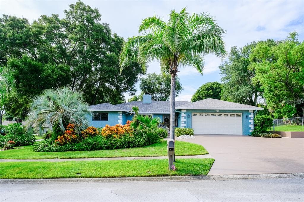 710 ROLLING HILLS DRIVE PALM HARBOR, FL 34683