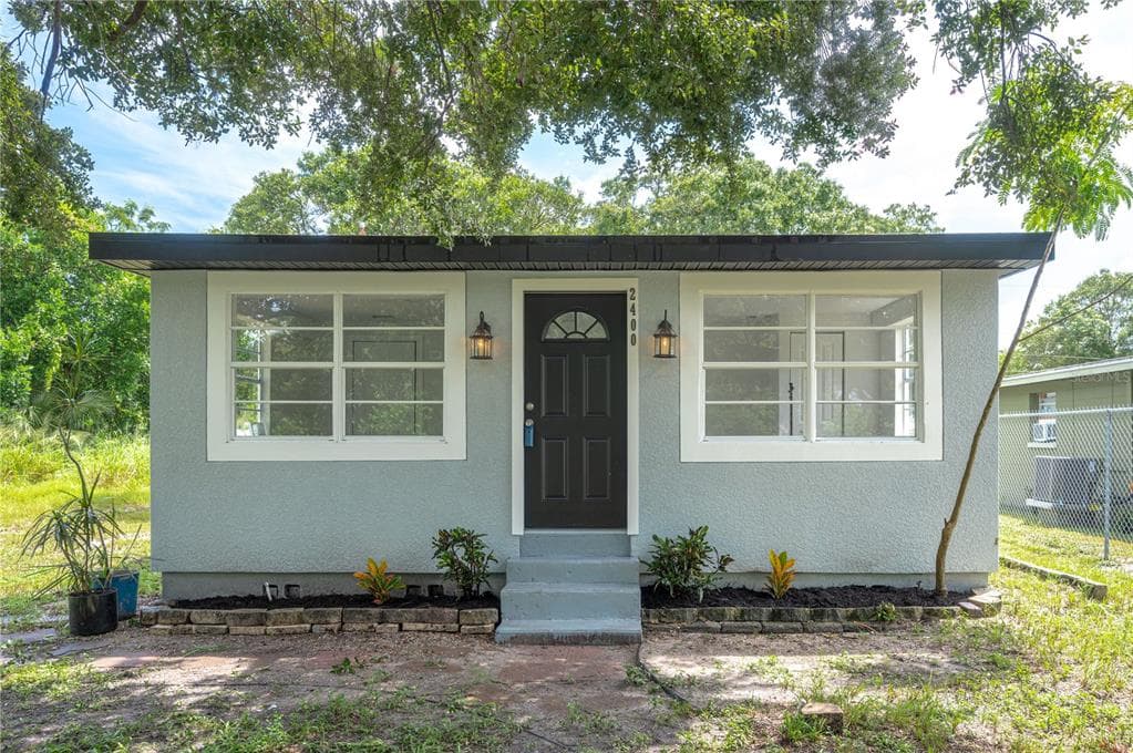 2400 38TH STREET S ST PETERSBURG, FL 33711