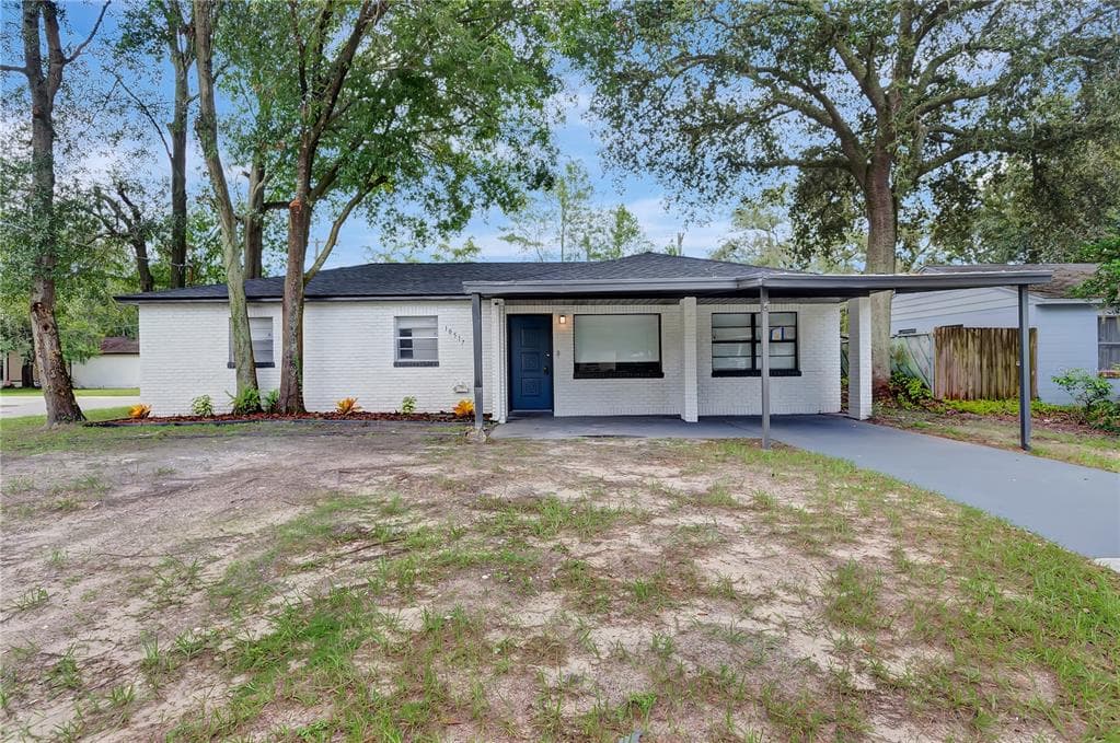 10517 N OTIS AVENUE TAMPA, FL 33612