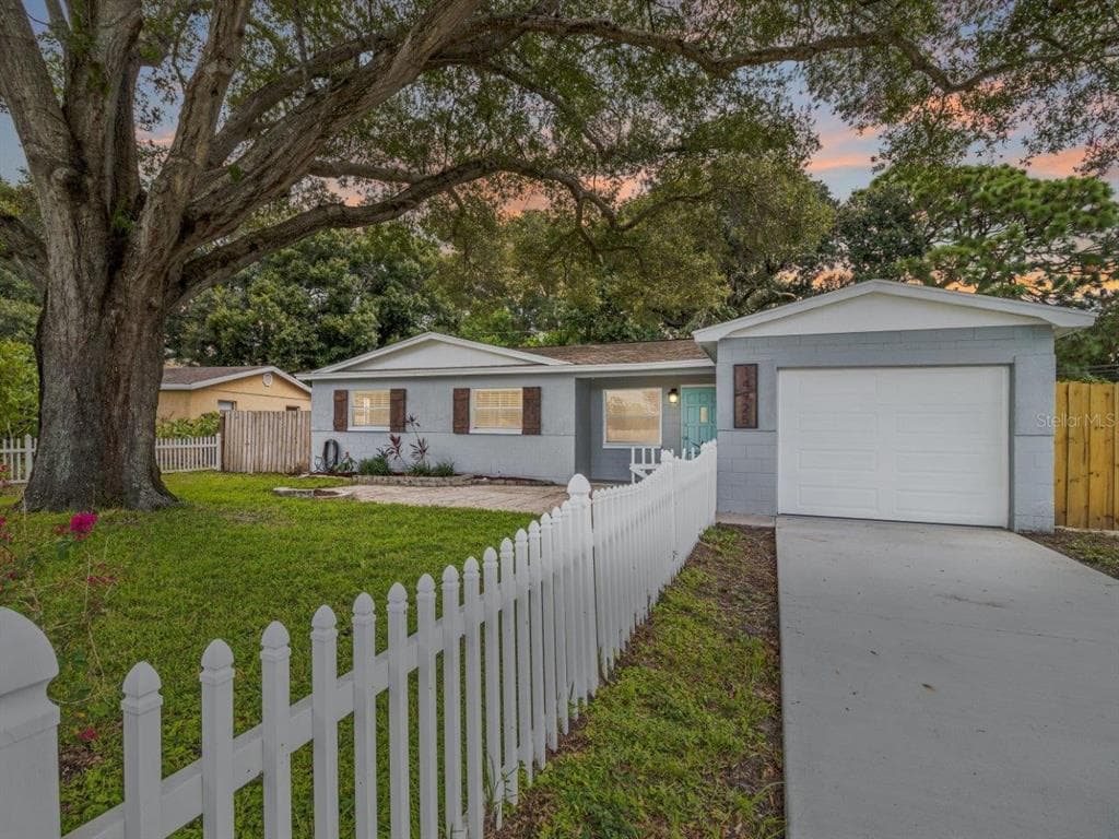 14925 MOCKINGBIRD LANE E CLEARWATER, FL 33760