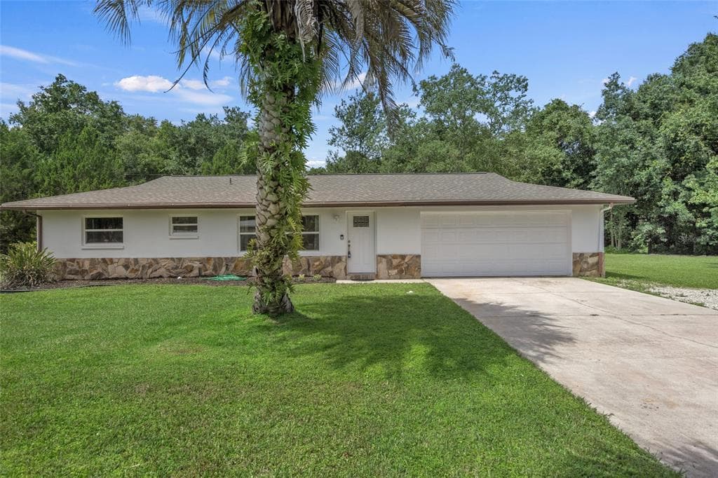 1040 N FAN PALM POINT CRYSTAL RIVER, FL 34429