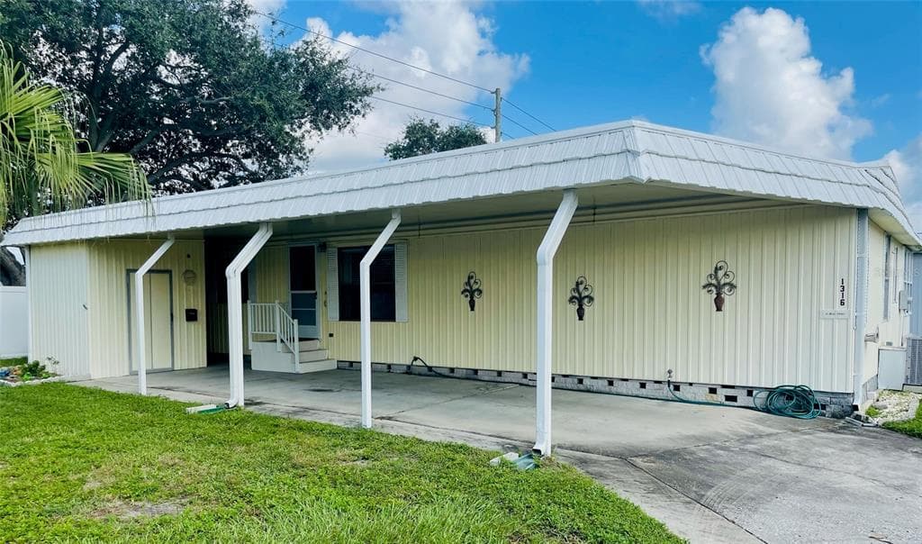 7100 ULMERTON ROAD UNIT 1316 LARGO, FL 33771