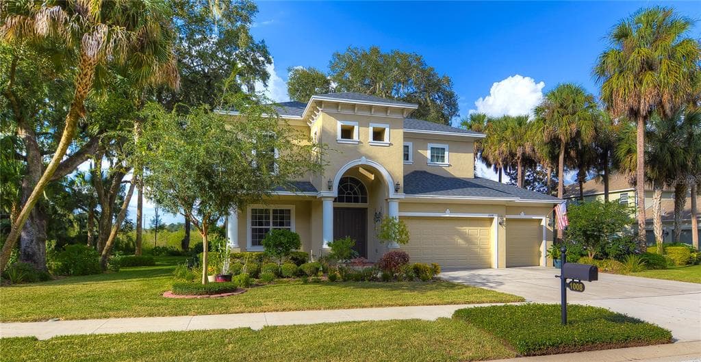 1008 HICKORY FORK DRIVE
