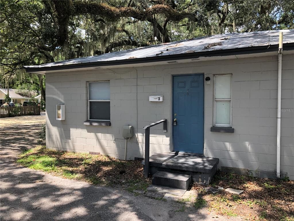 7208 N NEBRASKA AVENUE UNIT 3 TAMPA, FL 33604