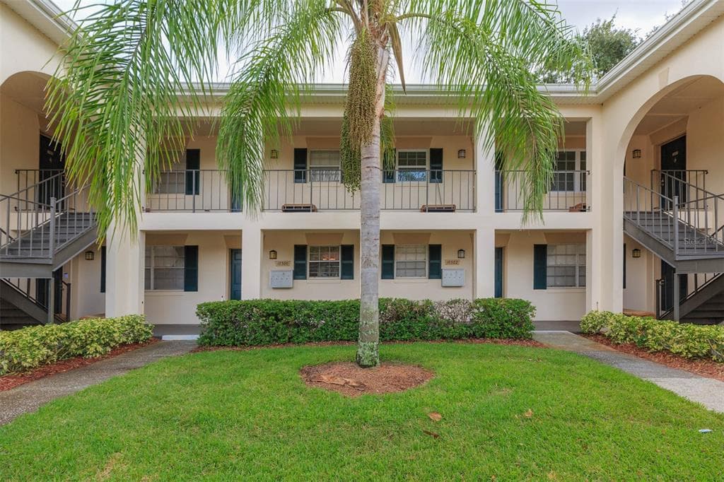 10380 CARROLLWOOD LANE UNIT 263 TAMPA, FL 33618