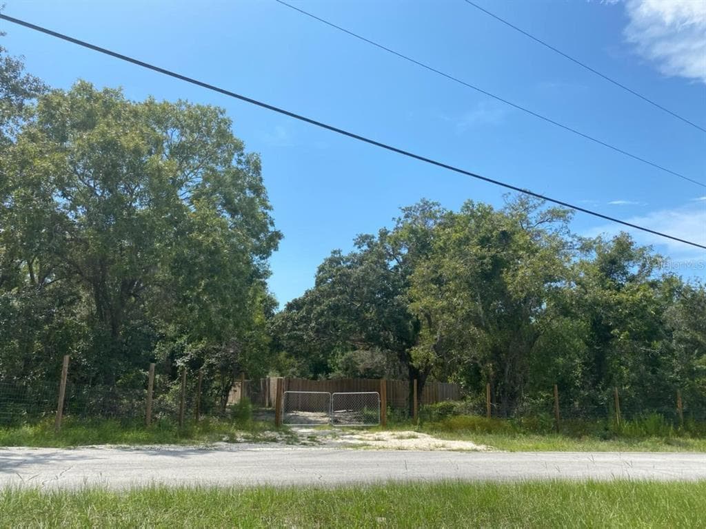 MAPLE LEAF DRIVE HUDSON, FL 34667
