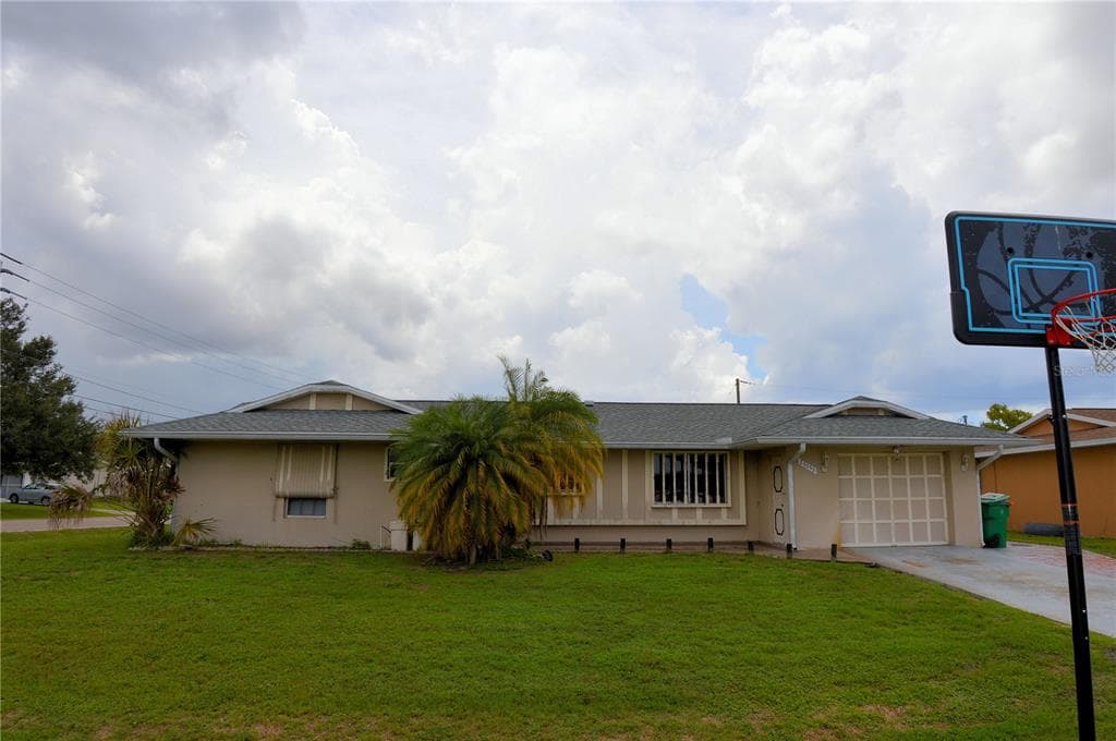 23053 ALABASTER AVENUE PORT CHARLOTTE, FL 33952