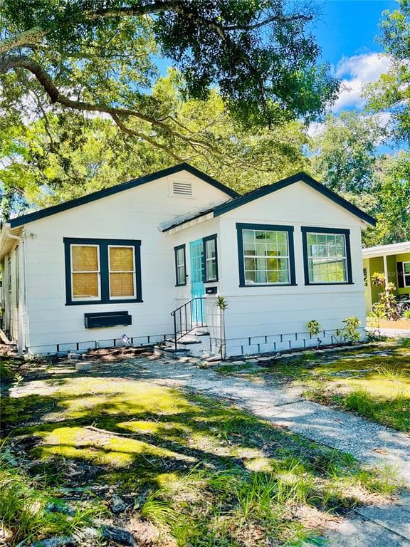 3026 MELTON STREET N ST PETERSBURG, FL 33704