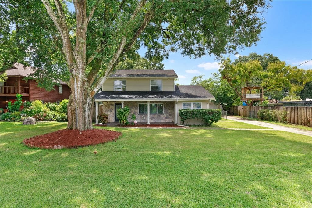 2206 HOWARD LANE