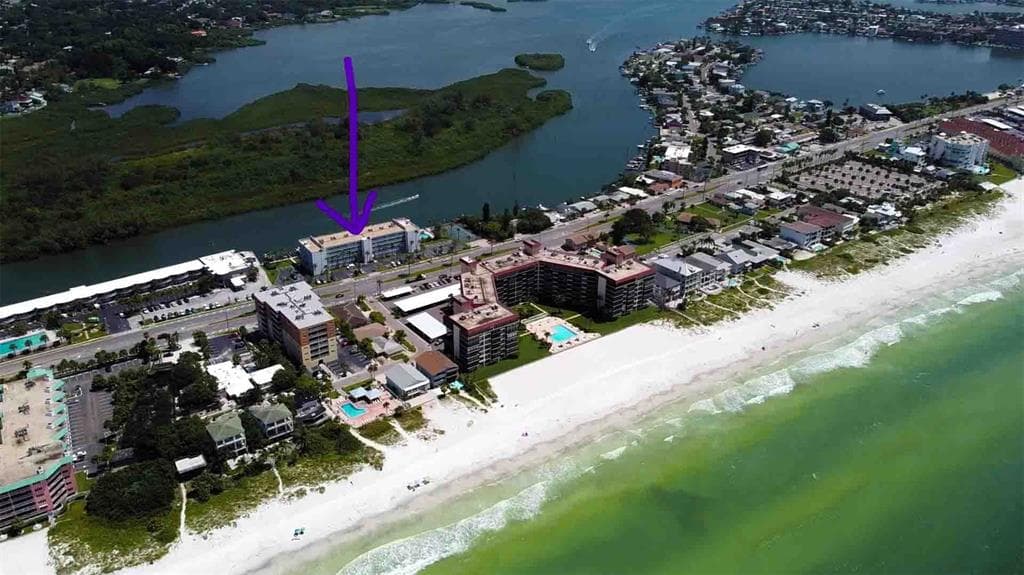 18325 GULF BOULEVARD UNIT 204 REDINGTON SHORES, FL 33708