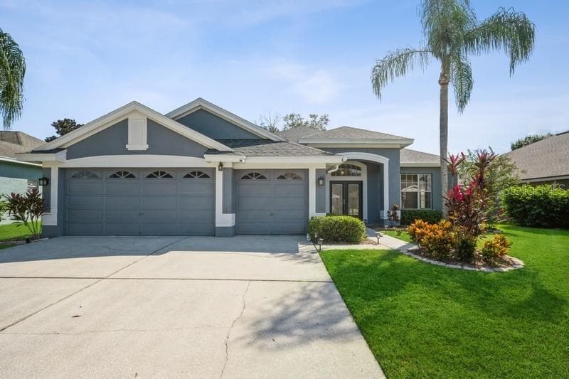 401 KNIGHT DRIVE TARPON SPRINGS, FL 34688