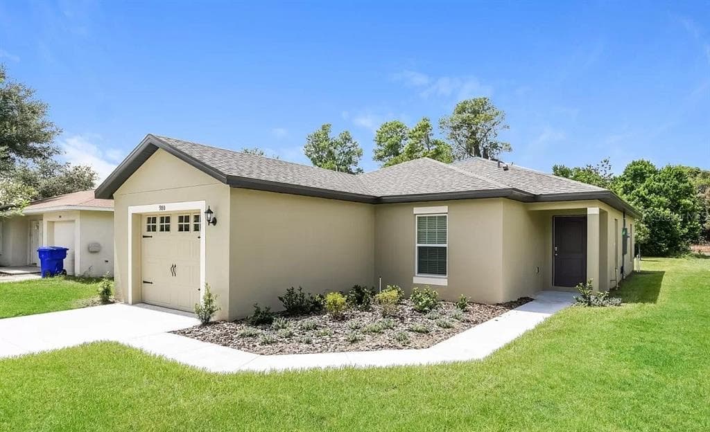 980 MANSFIELD ROAD TAVARES, FL 32778