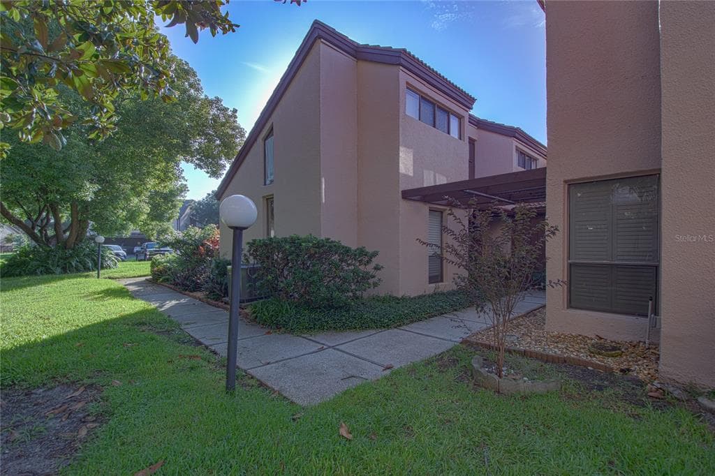 6312 PELICAN CREEK CROSSING UNIT 6312 ST PETERSBURG, FL 33707