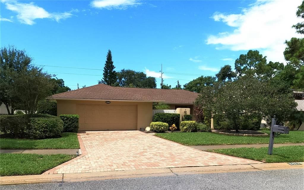 2472 INDIAN TRAIL W PALM HARBOR, FL 34683