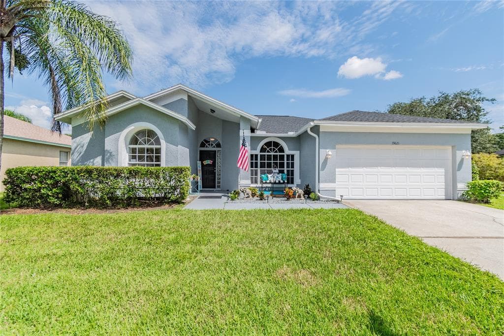 19621 WYNDMILL CIRCLE ODESSA, FL 33556