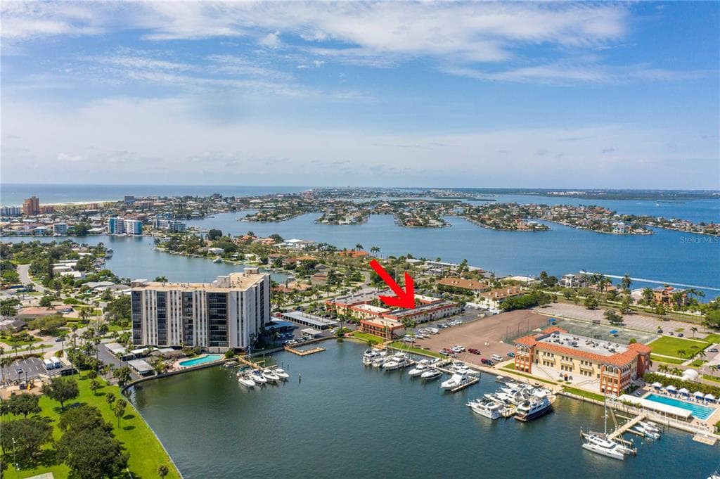 10375 PARADISE BOULEVARD UNIT 50 TREASURE ISLAND, FL 33706