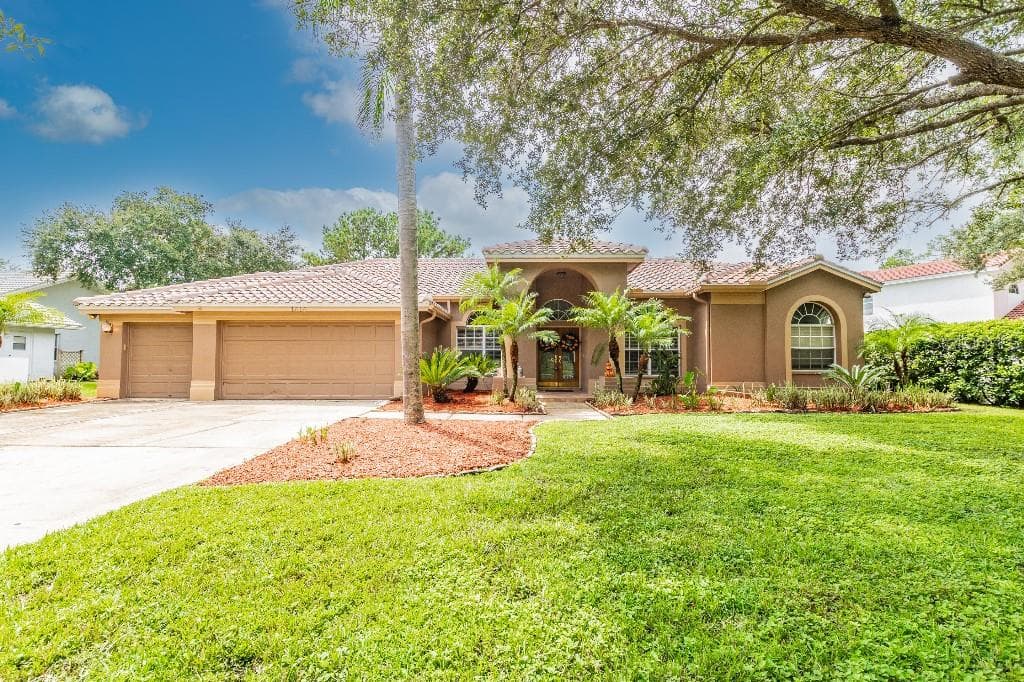 1516 E LAKE WOODLANDS PARKWAY OLDSMAR, FL 34677