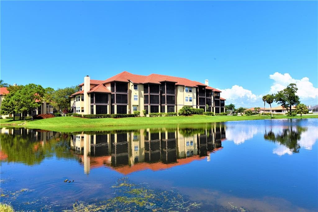 2400 FEATHER SOUND DRIVE UNIT 733 CLEARWATER, FL 33762