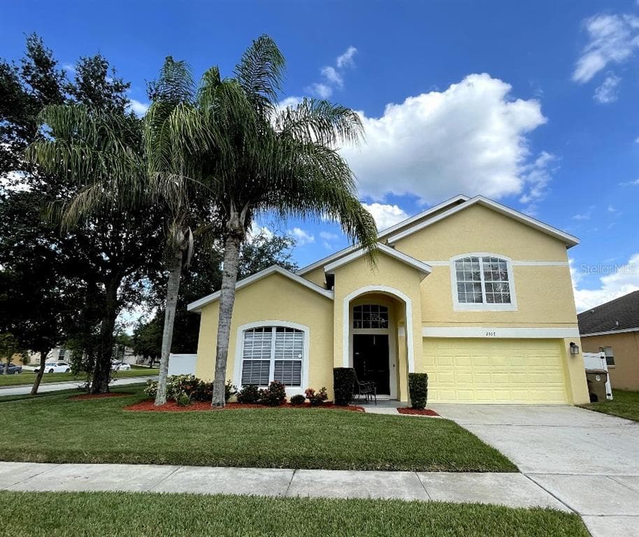 2107 WOODSEDGE DRIVE KISSIMMEE, FL 34746