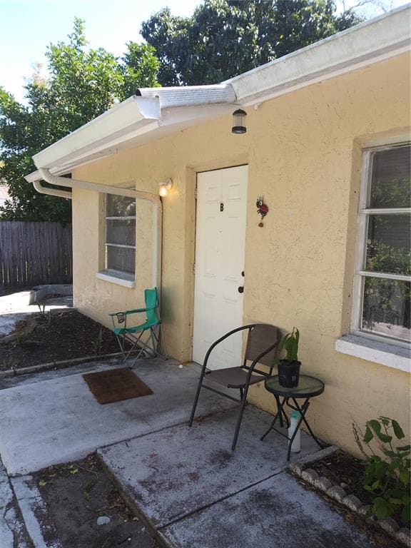 1739 S WASHINGTON AVENUE UNIT B CLEARWATER, FL 33756