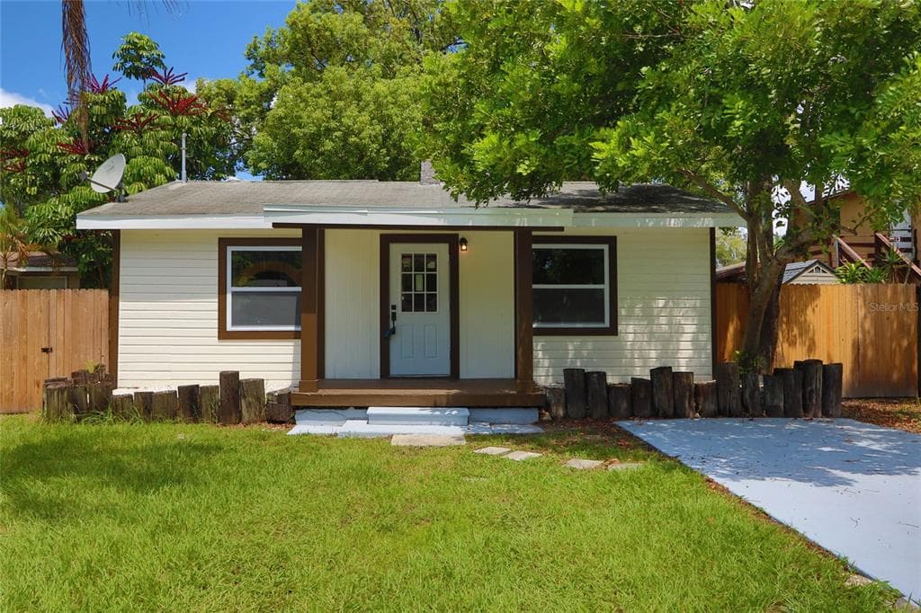 3931 52ND AVENUE N ST PETERSBURG, FL 33714