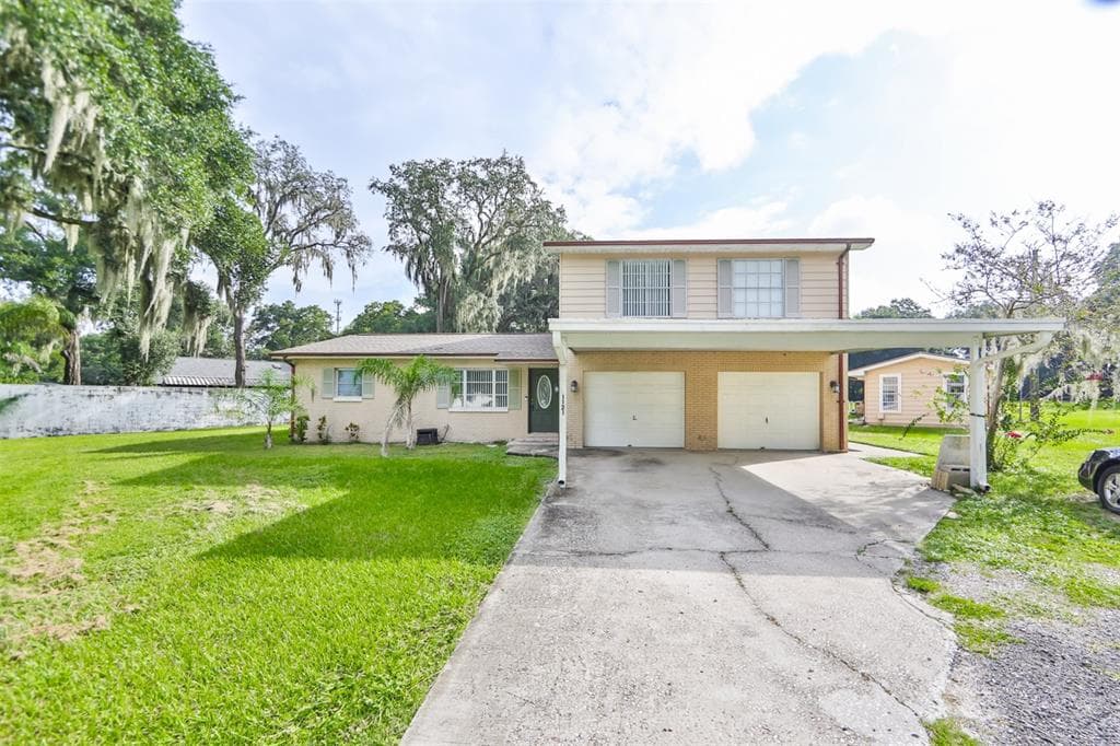 1121 PAM DRIVE BRANDON, FL 33510
