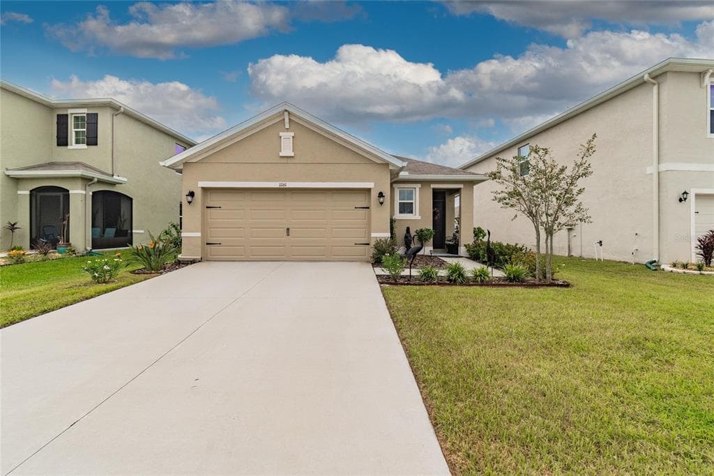 11161 LELAND GROVES DRIVE RIVERVIEW, FL 33579