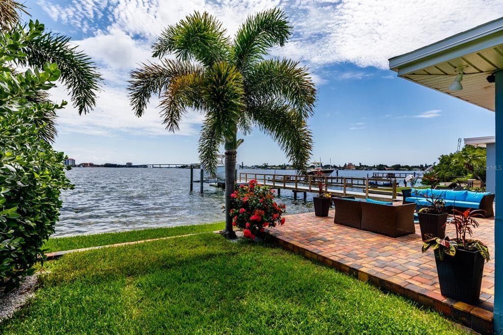 840 BOCA CIEGA ISLE DRIVE ST PETE BEACH, FL 33706