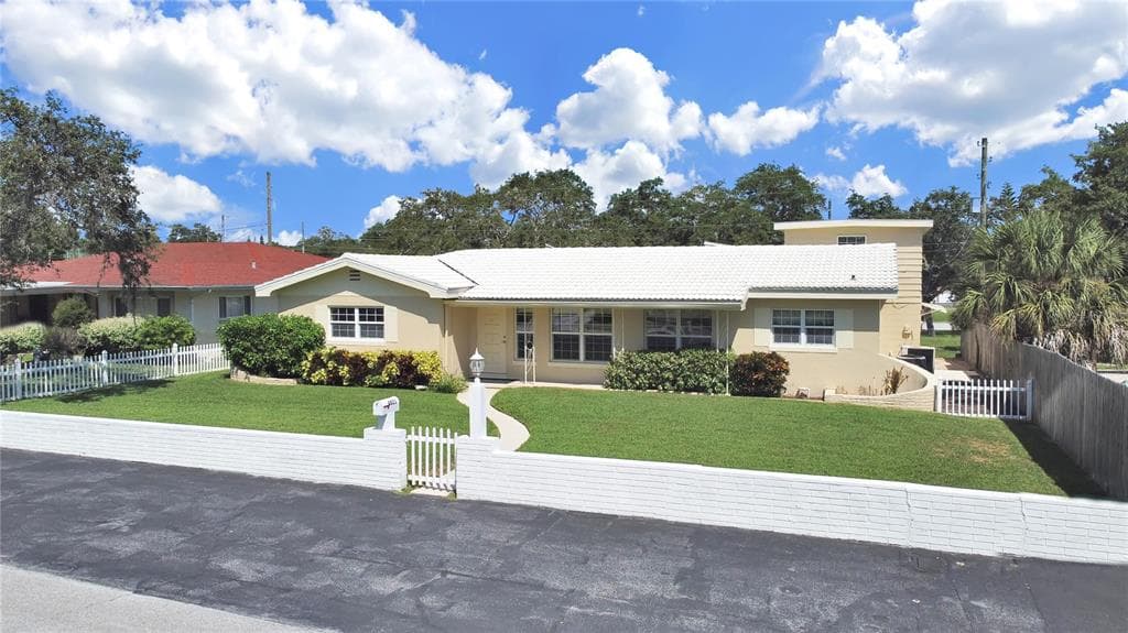 4821 108 STREET N ST PETERSBURG, FL 33708