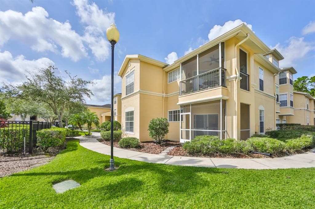 5125 PALM SPRINGS BOULEVARD UNIT 10110 TAMPA, FL 33647