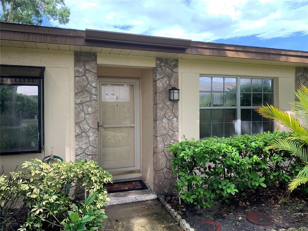 865 MACLAREN DRIVE N UNIT B PALM HARBOR, FL 34684