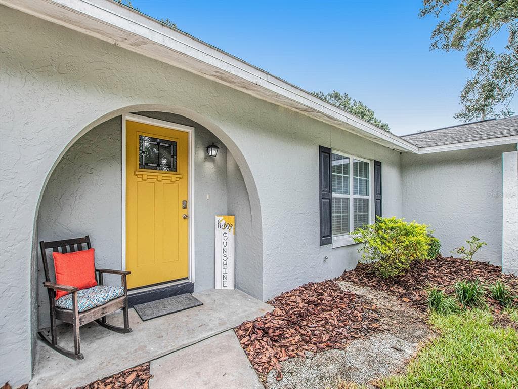 902 MONROE STREET PLANT CITY, FL 33563