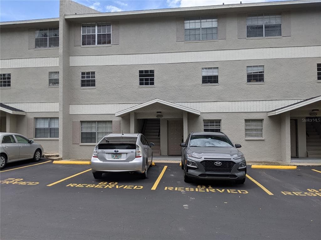 14454 REUTER STRASSE CIRCLE UNIT 703 TAMPA, FL 33613