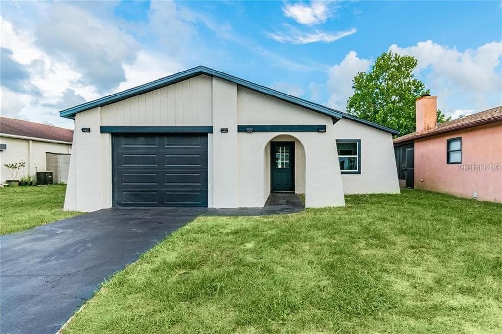 12837 KELLYWOOD CIRCLE HUDSON, FL 34669