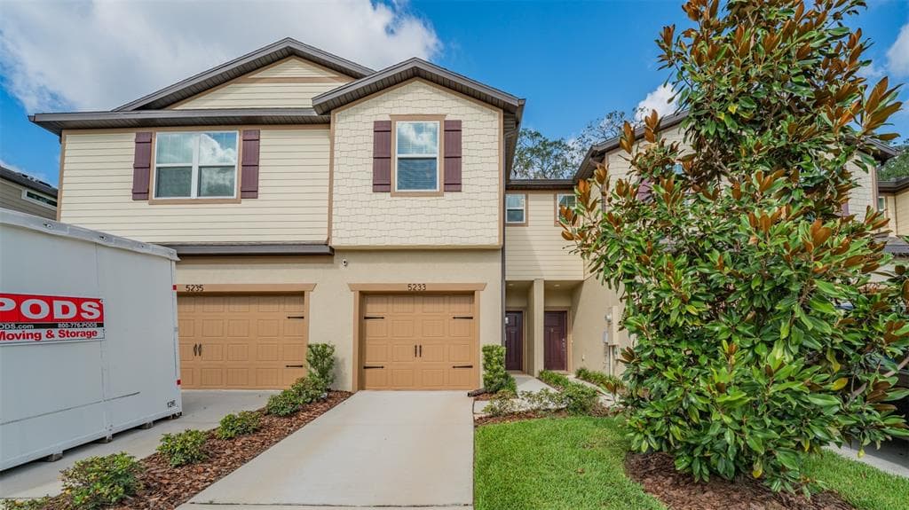 5233 SYLVESTER LOOP TAMPA, FL 33610